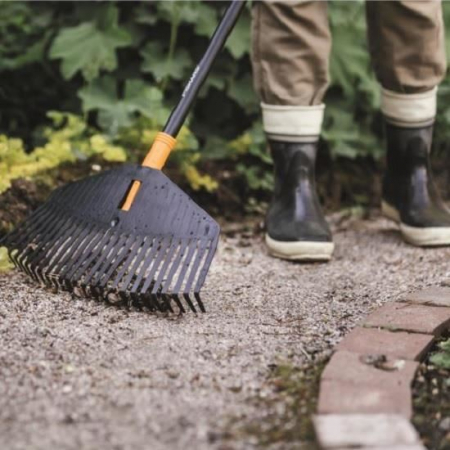 Grebla pentru frunze Fiskars Solid L, 175 cm, 500 g [2]