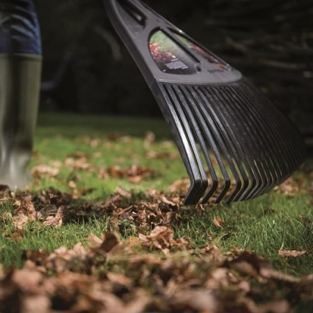 Grebla pentru frunze Fiskars Solid XL, 176 cm, 830 g [1]