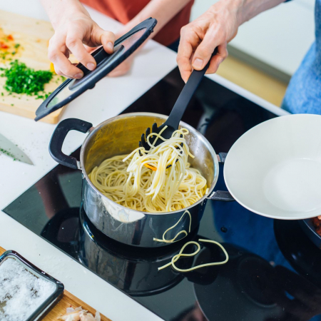 Lingura pentru paste Fiskars Functional Form, 364 mm, 70 g [6]