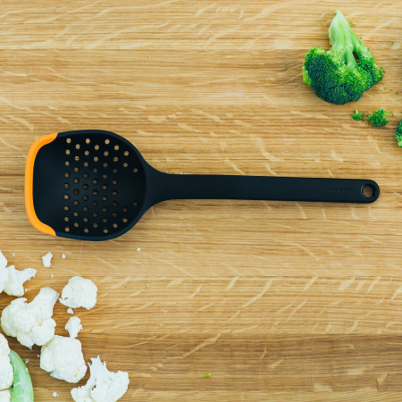 Lingura perforata Fiskars Functional Form [2]