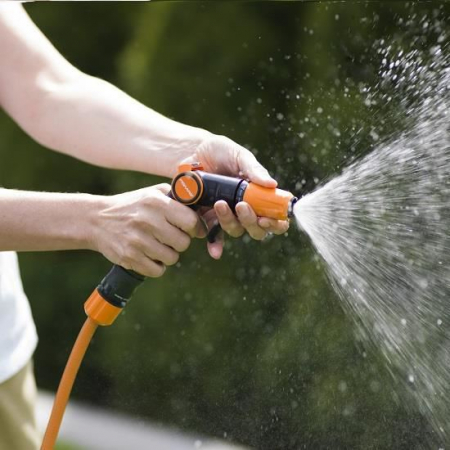 Pistol pentru stropit Fiskars, 2 moduri de stropire [1]