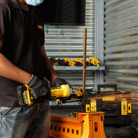 Polizor unghiular DeWalt, DCG405N, 125 mm,  XR Li-Ion 18 V 5.0 Ah si XR Flexvolt (acumulatorul nu este inclus), motor fara perii [11]