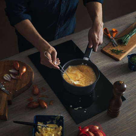 Tigaie cu capac Fiskars Hard Face, Ø 18 cm, 1.8 L [8]