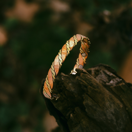 Noutati - Brățară din cupru și alamă împletită