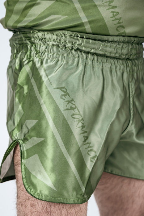 Short ARMURA Performance Verde Juniori [3]