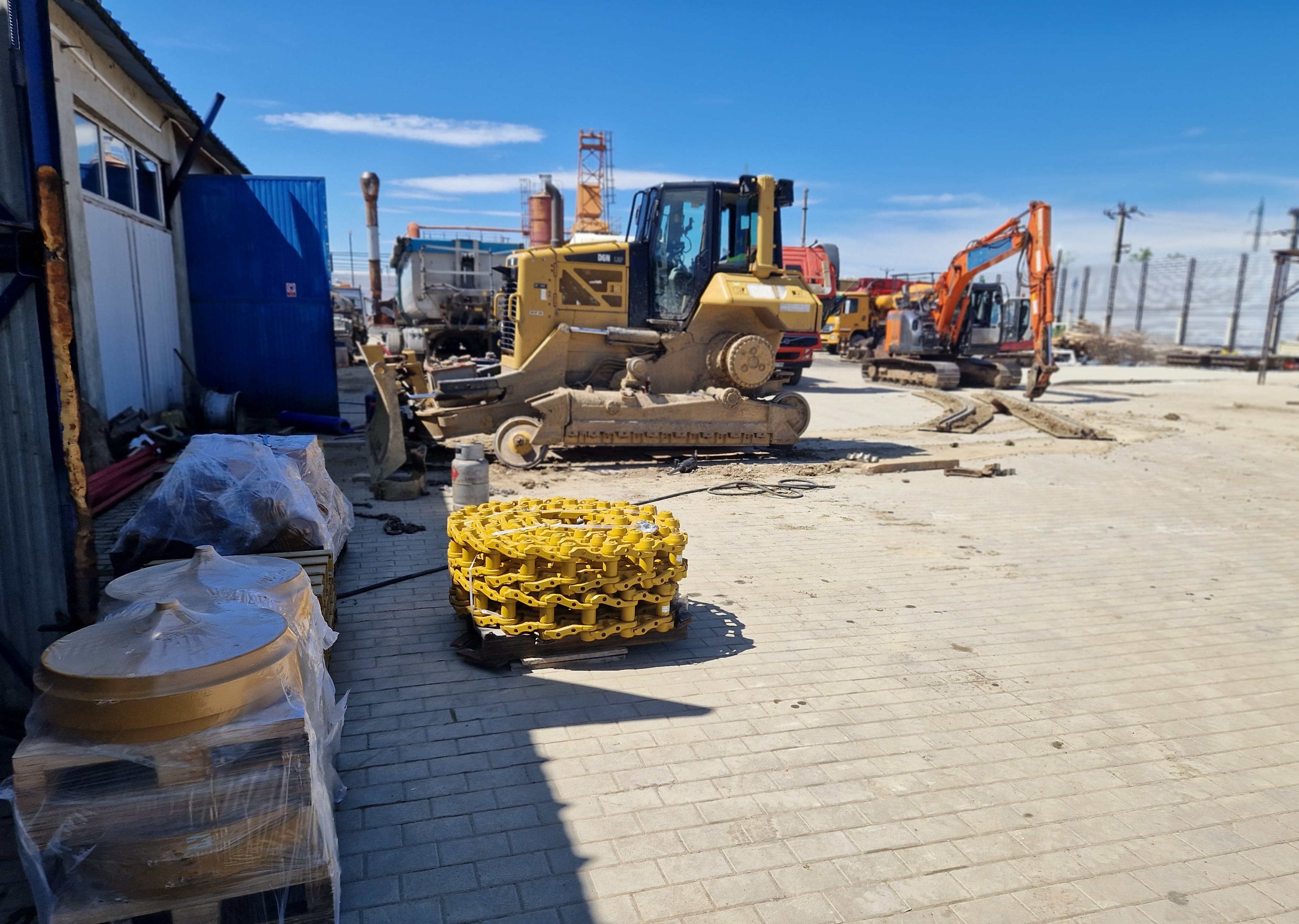 Conversia cu succes a unui Caterpillar D6N la o cale de rulare convenționalã