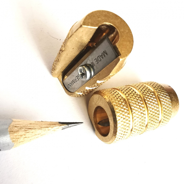 Ascutitoare Simpla din Alama Grenade, M+R [3]
