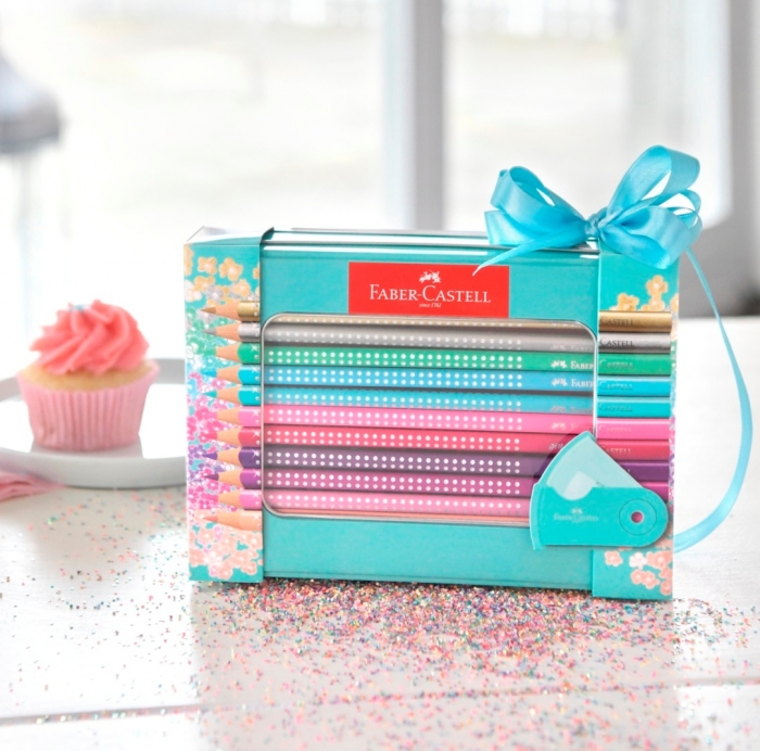 Set Cadou 20 Creioane Colorate Sparkle + Ascutitoare Sleeve, Faber-Castell [5]