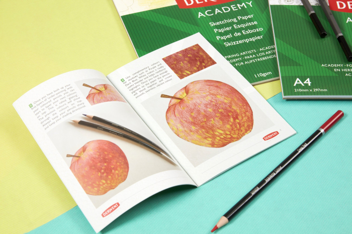 SET CREIOANE COLORATE 17 piese  DERWENT ACADEMY [2]