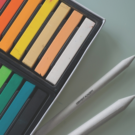 Creioane pastel soft, 12 buc/set Derwent Academy [1]