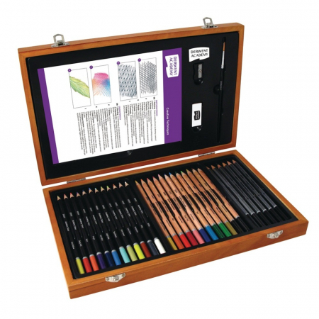 Set complet pentru schite si desen DERWENT Academy, cutie din lemn, creioane colorate, acuarela si grafit, 35 buc/set, diverse culori