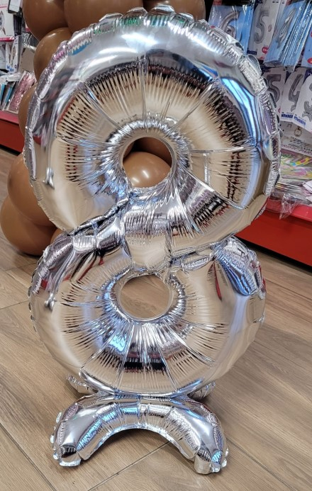 Balon folie cifra 8 argintiu Stand Up 64 cm [5]