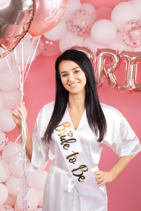Banderola alba cu Bride to be auriu 160 x 10 cm [5]