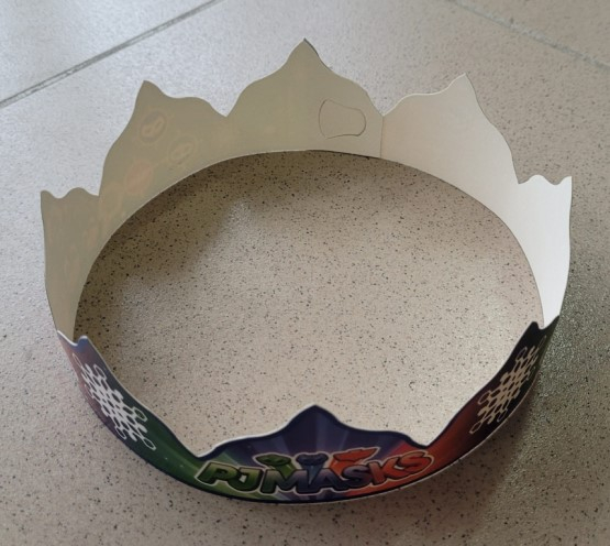 Coroana carton Pj Mask 50 x 4.5 cm [3]
