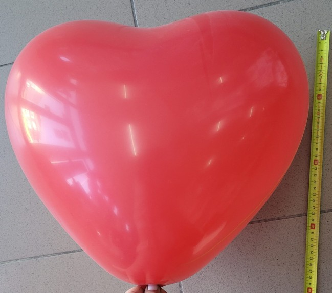Set 10 baloane latex inima rosie 43 cm [4]