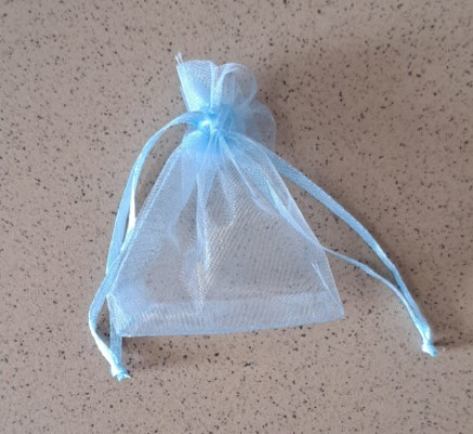 Set 10 saculeti albastri organza 7 x 9 cm [2]