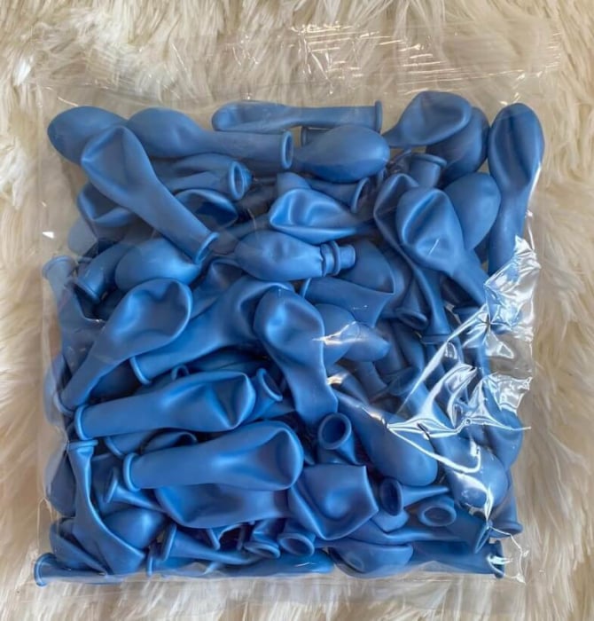 Set 100 baloane latex metalizat albastru deschis 13 cm [4]