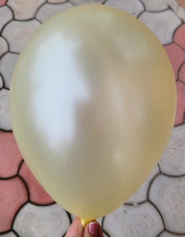 Set 25 baloane latex metalizat galben deschis 28 cm [2]