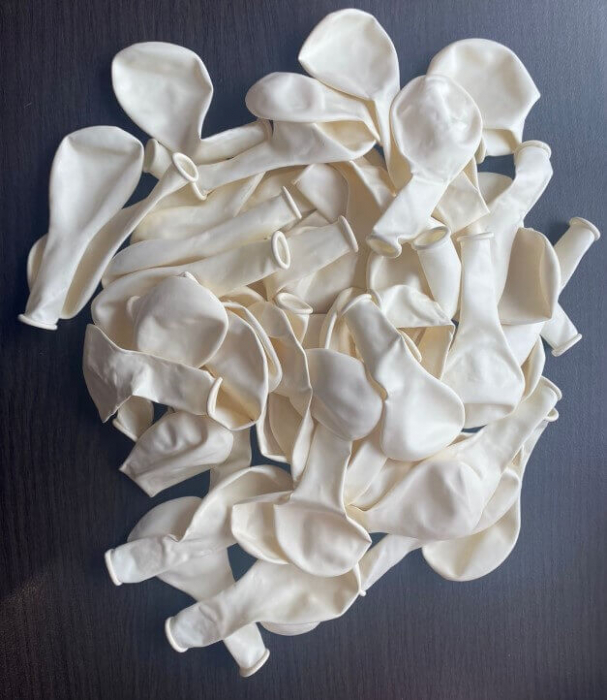 Set 50 baloane latex alb 23 cm [4]
