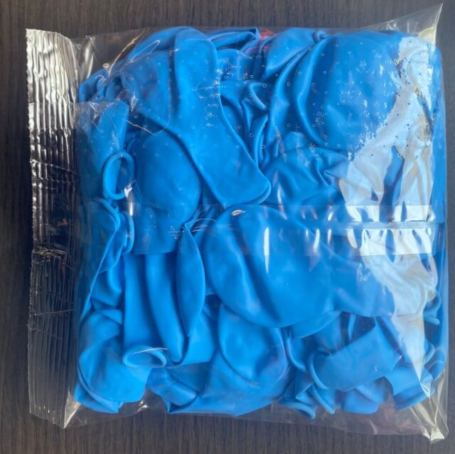 Set 50 baloane latex albastru deschis 23 cm [6]