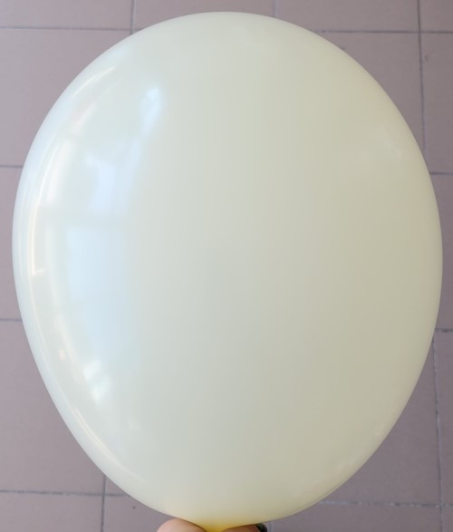 Set 50 baloane latex macaron galben 30 cm [3]
