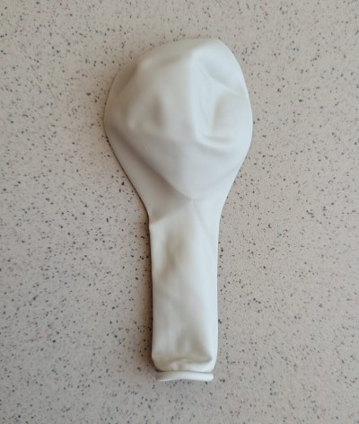 Set 50 baloane latex retro alb nisip 25 cm [3]