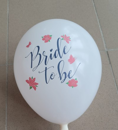 Set 6 baloane „Bride to be” petrecerea burlacitelor roz/alb cu flori si fluturasi, 30 cm [4]