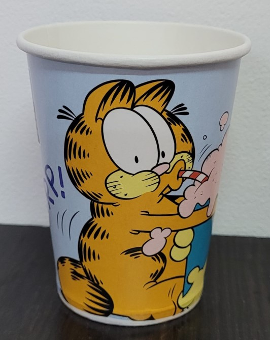 Set 8 pahare carton Garfield 250 ml [2]