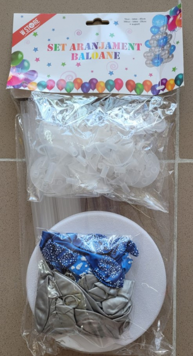 Suport 31 baloane decor It's a boy albastru si argintiu [2]