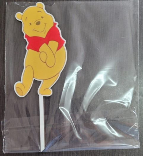 Topper de tort lemn Winnie the Pooh 13 x 7 cm [4]