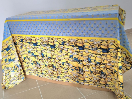 Fata de masa plastic Minions Despicable Me 120 x 180 cm [1]
