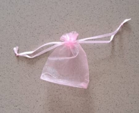 Set 10 saculeti roz organza 7 x 9 cm [1]