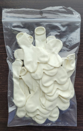 Set 25 baloane latex inimi albe 12 cm [3]
