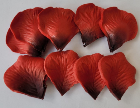 Set 500 petale rosii plastic 5 cm [1]