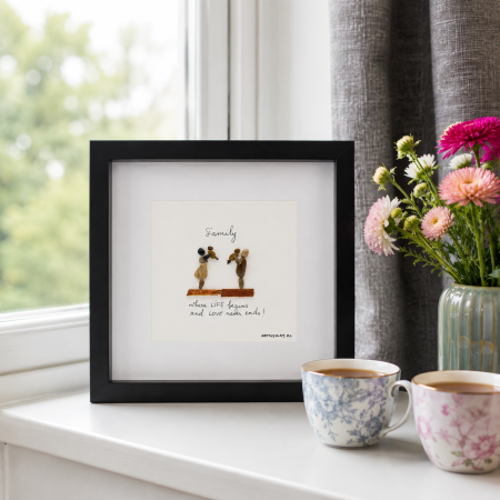 Tablou Handmade Family - Where Life Begins and Love Never Ends - Colecția Pebble Art | Familia - Unde Totul Începe | ArtMyWay