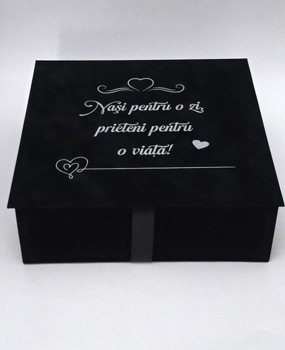 CUTIE DESCHIDERE CARTE CATIFEA  250x250x100 h mm cu mesaj [1]