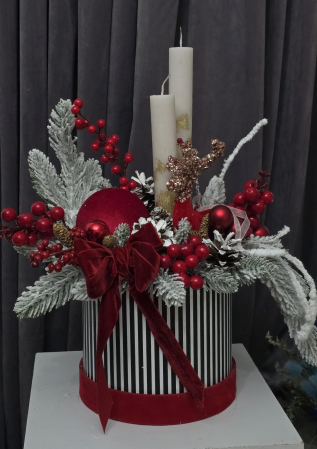 Cutii flori/aranjamente - 160x140mm h, hârtie model dungi cu capac catifea