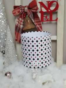 COLECTIA CRACIUN - Cutie cu imprimeu geometric Diametru 15 cm/ Inaltime 15 cm