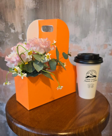 COLECTIA MARTIE - Cutie Flowers and Caffe