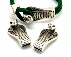 Accesorii metale comune - Inchizatoare zamak argintie cobra 39x23 mm