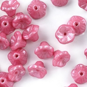 Margele Cehia - Margele cehesti Floare clopotel 7x5 mm Alabaster pastel pink