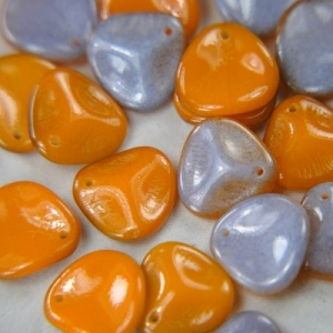 Margele Cehia - Margele cehesti Rose petal 14x13 mm Chalk white funky copper