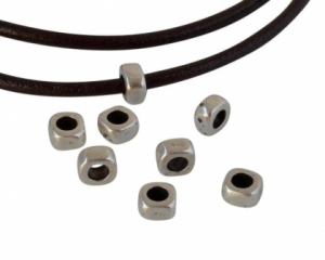 Accesorii metale comune - Rondele zamak argintii 5x3 mm