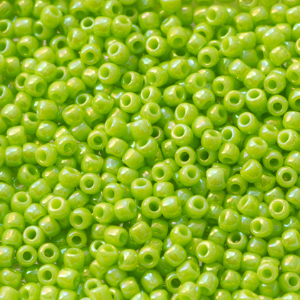 Margele Toho Round opaque rainbow sour apple 2 mm TR 11 404