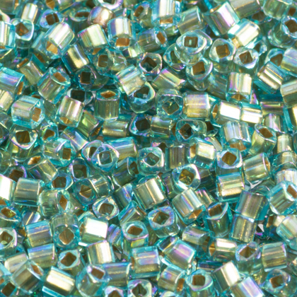 Toho Cube 1,5 mm Gold-Lined Rainbow Aqua
