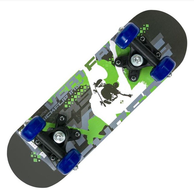 Skateboard sport cu design modern [2]
