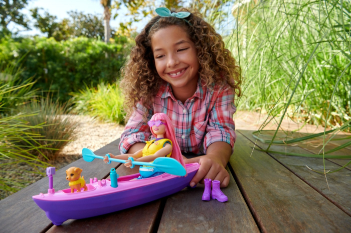 Barbie camping papusa daisy cu accesorii [3]