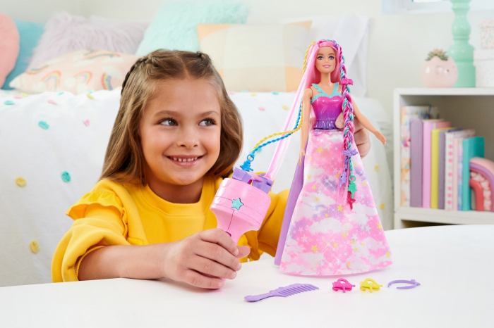Barbie Dreamtopia Twist and Style  [3]