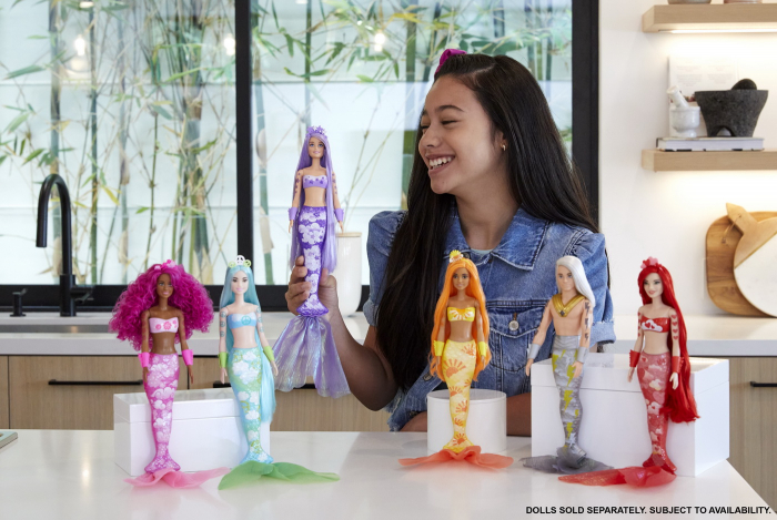 Barbie Papusa Descopera Culoarea Sirenele Curcubeu  [4]