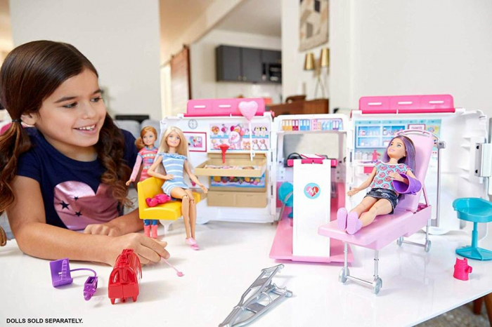 Barbie set clinica mobila [4]